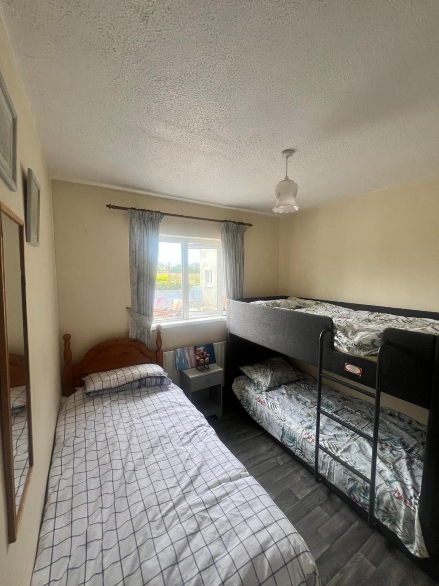Shalom Bungalow Falcarragh Mountain View Oldtown Extérieur photo
